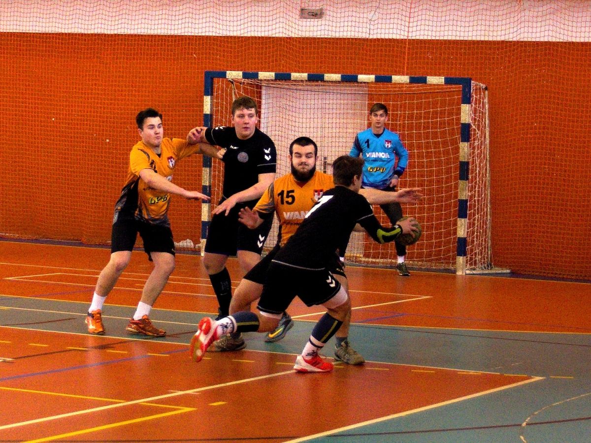 STD 2. liga: Dolní Cerekev - Sokol Bělá 22:31 (13:17) - fotka 2