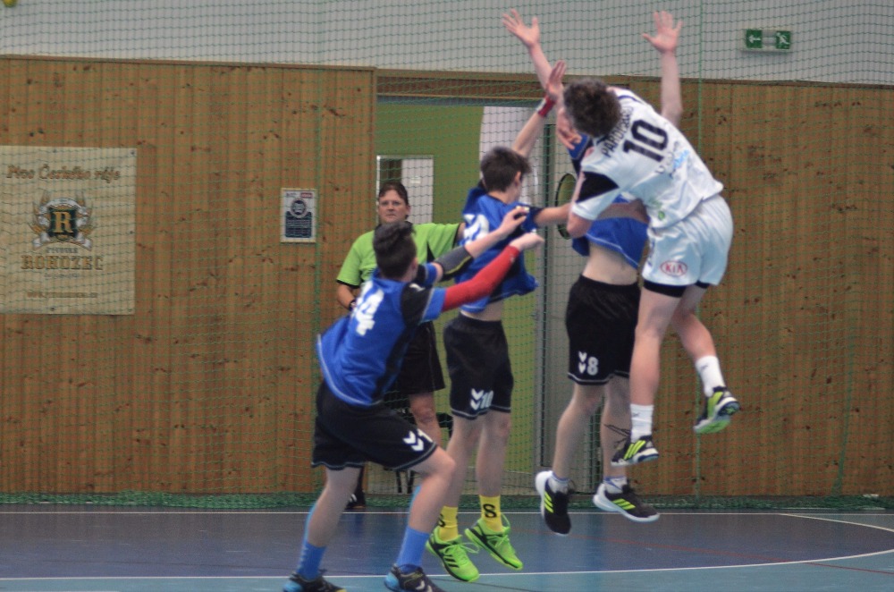 18.kolo II.ligy MLD: Sokol Bělá - Pardubice 28:29 ( 13:14 )