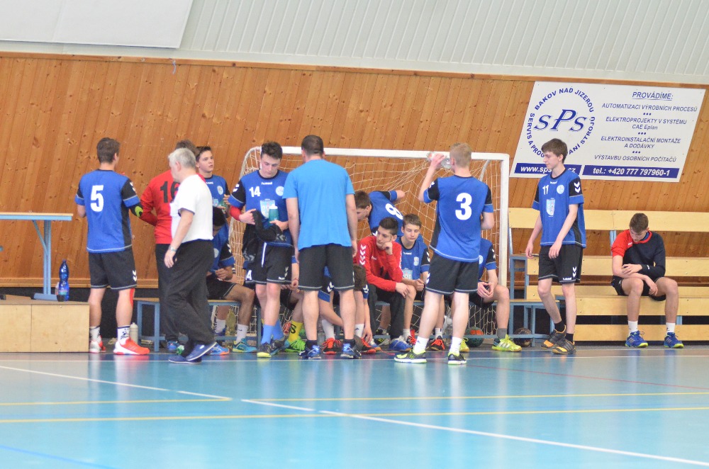 18.kolo II.ligy MLD: Sokol Bělá - Pardubice 28:29 ( 13:14 ) - fotka 17
