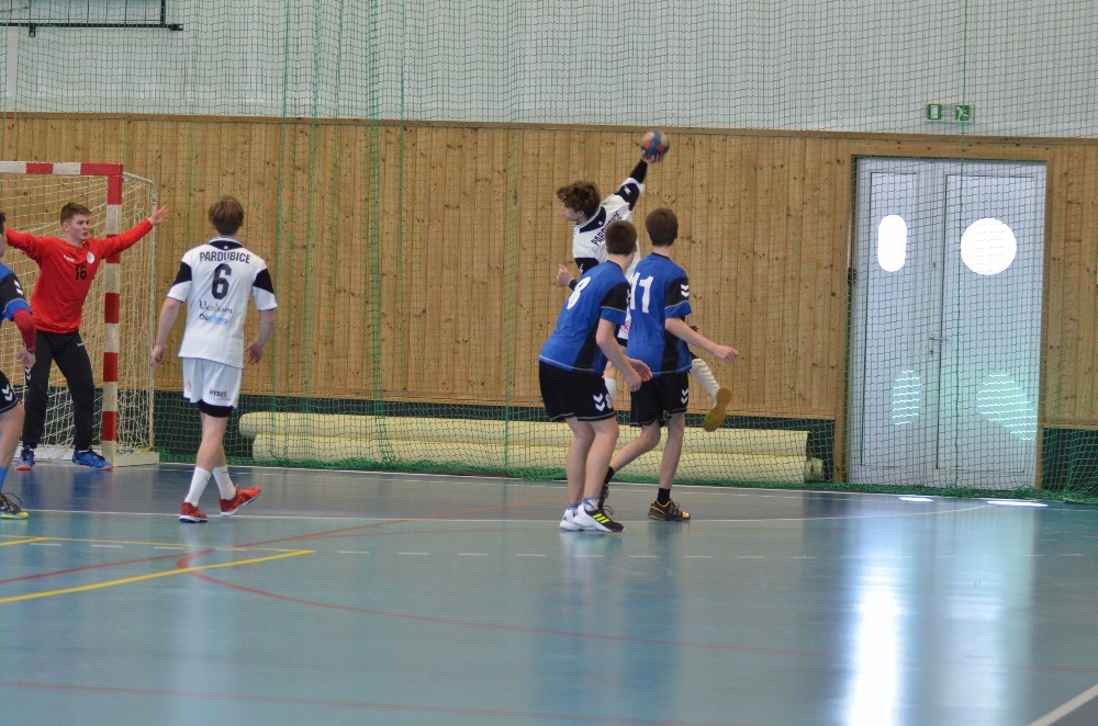 18.kolo II.ligy MLD: Sokol Bělá - Pardubice 28:29 ( 13:14 ) - fotka 19