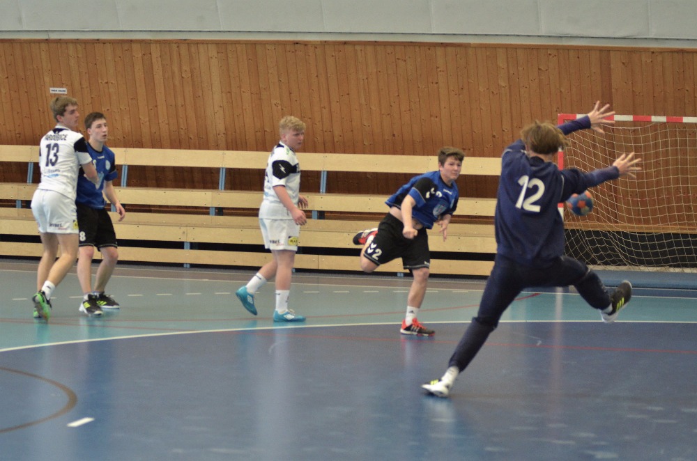 18.kolo II.ligy MLD: Sokol Bělá - Pardubice 28:29 ( 13:14 ) - fotka 2