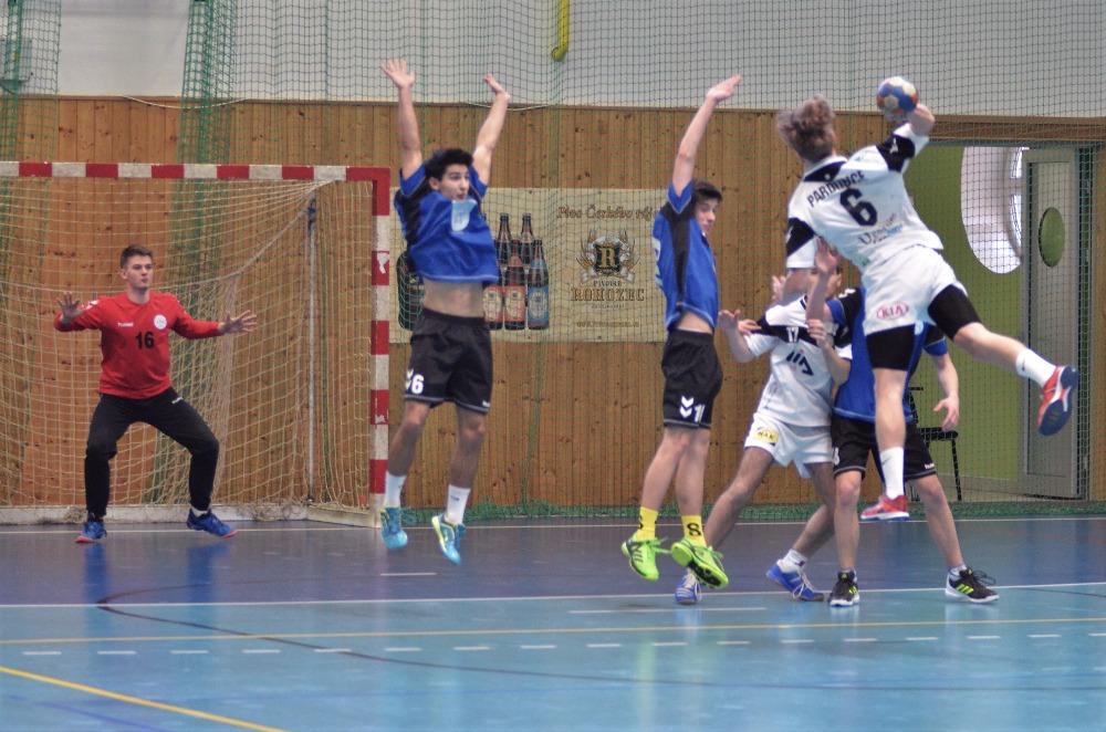 18.kolo II.ligy MLD: Sokol Bělá - Pardubice 28:29 ( 13:14 ) - fotka 5