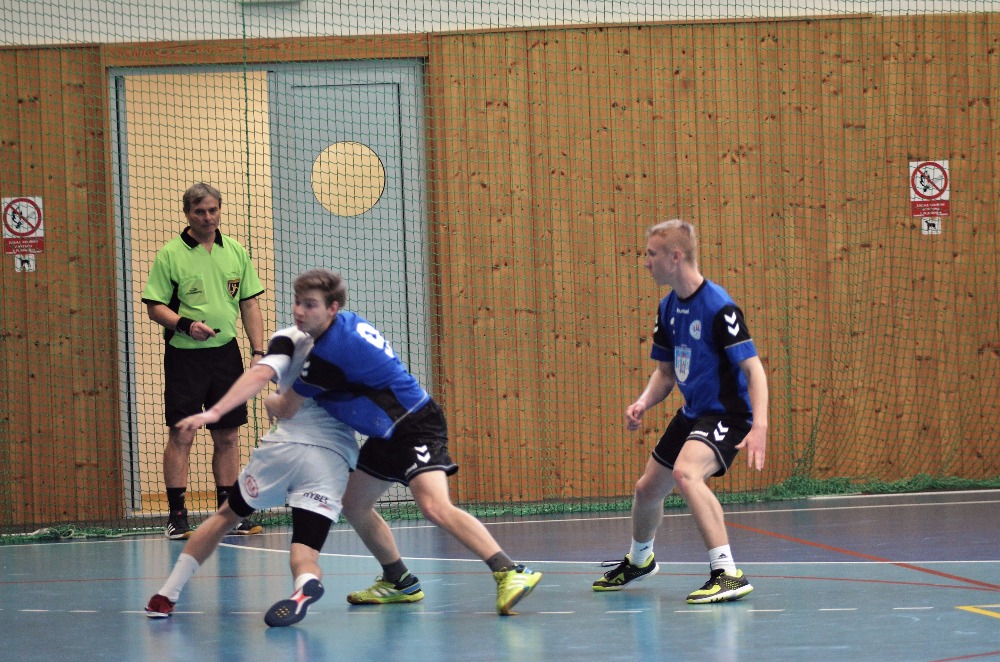 18.kolo II.ligy MLD: Sokol Bělá - Pardubice 28:29 ( 13:14 ) - fotka 6