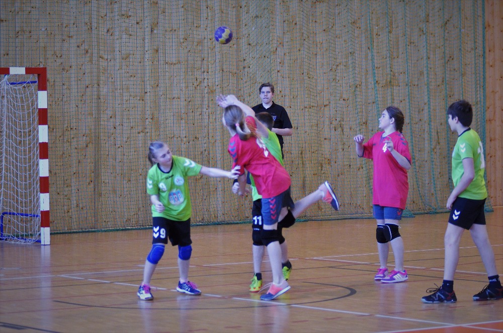 Mistrovský turnaj Milovice 9.4.2017 - fotka 20