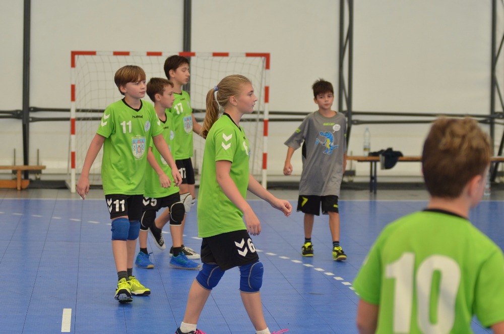 Turnaj ml.ž.Úvaly 14.10.2017 - fotka 15