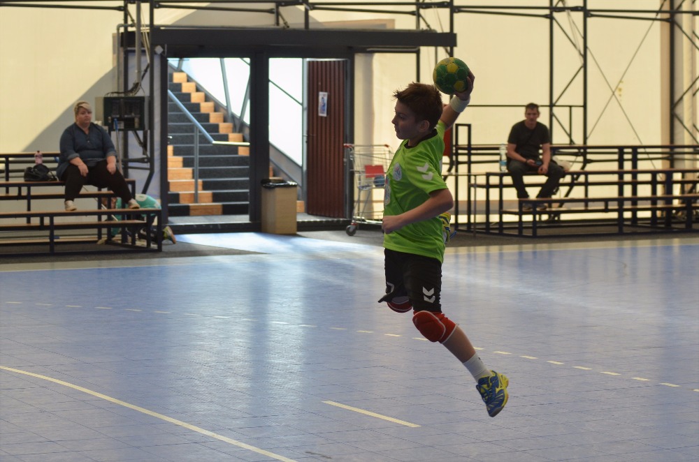 Turnaj ml.ž.Úvaly 14.10.2017 - fotka 16