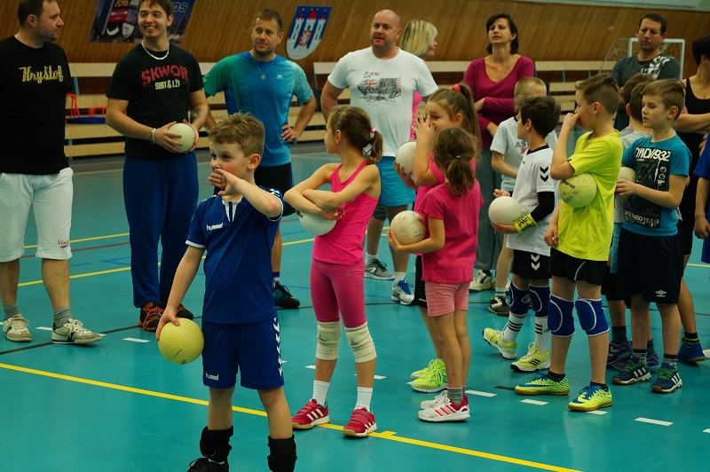 Vánoční besídka nejmladších házenkářů - fotka 4