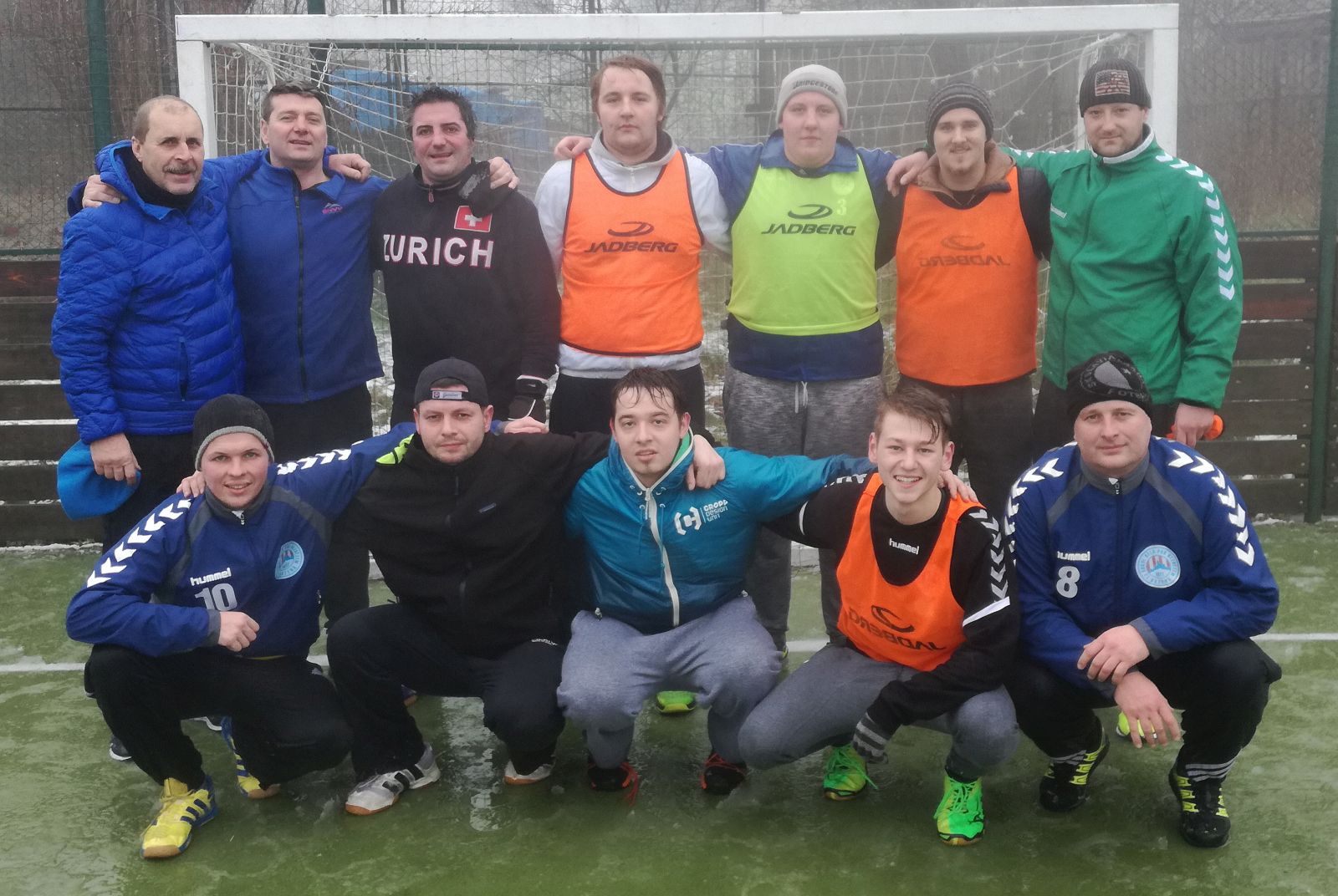 Silvestrovský fotbálek Staří - Mladí