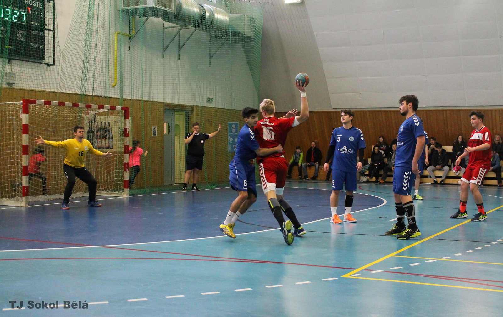 30.kolo II.ligy STD: Sokol Bělá - HBC Strakonice 31:35 ( 17:16 ) - fotka 10