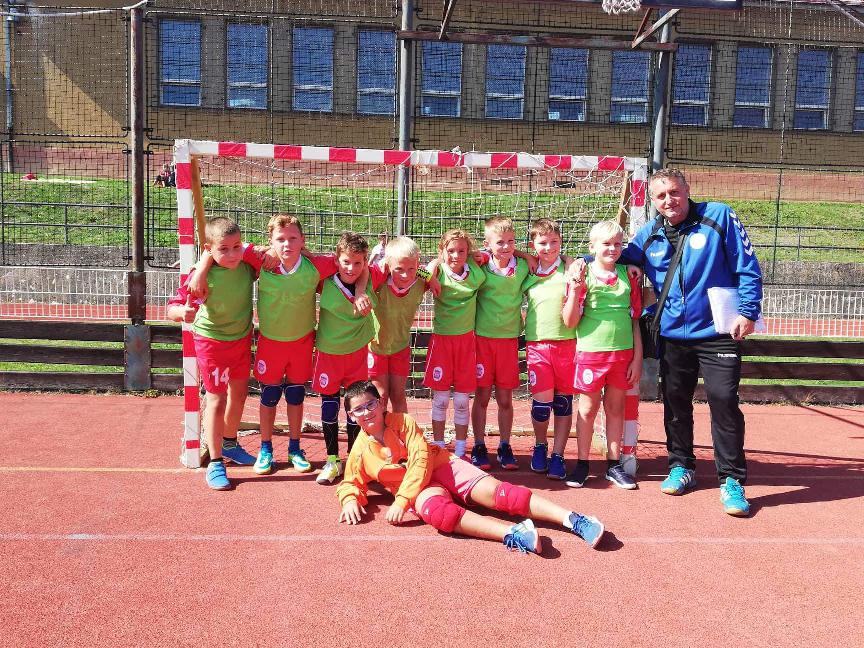 Mistrovský turnaj Příbram - fotka 11