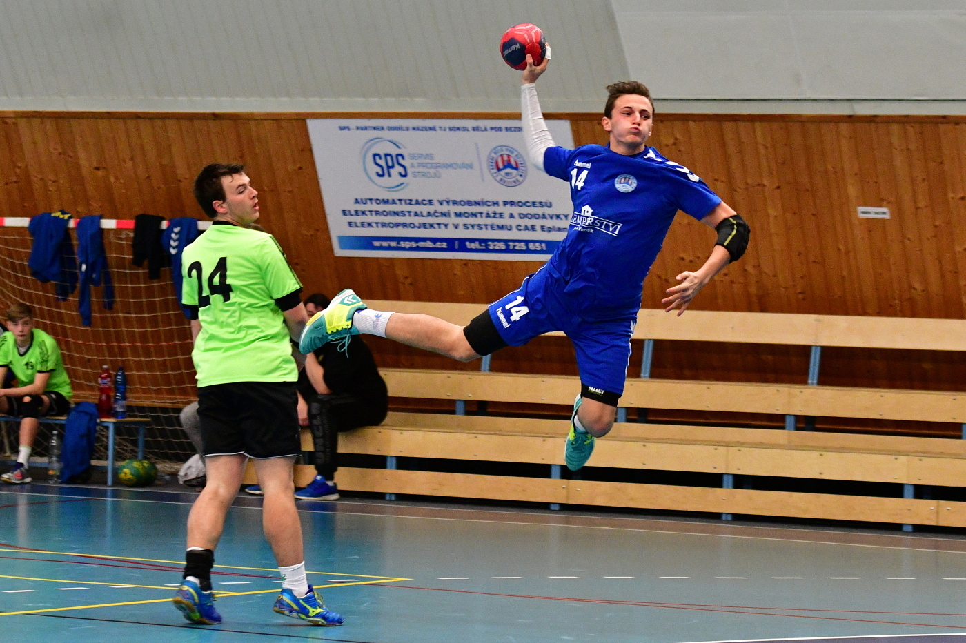 Starší dorost zvládl dohrávku a přezimuje na 3.místě II.ligy - fotka 13