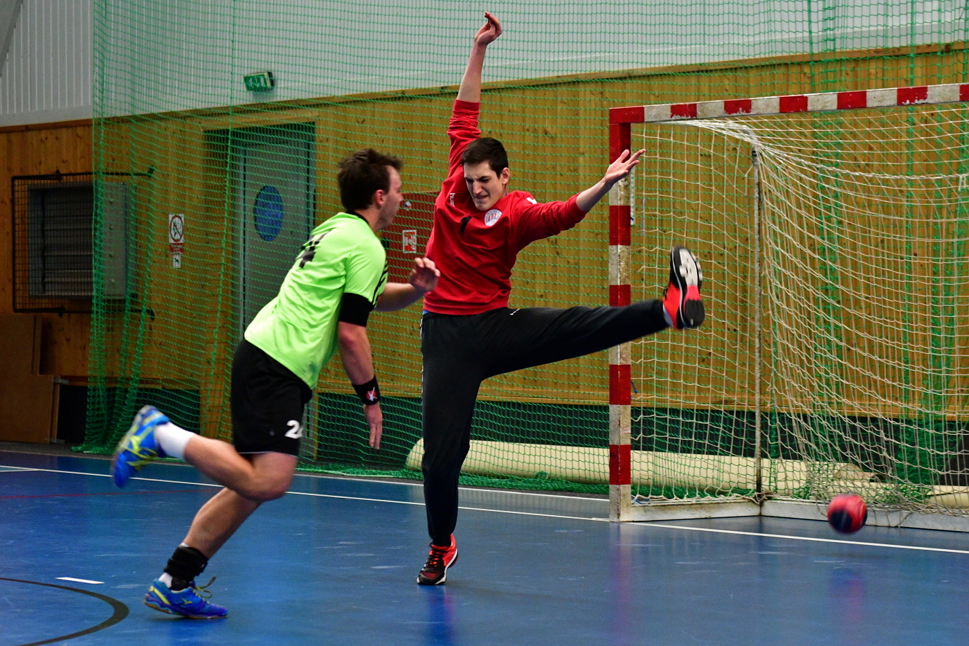 Starší dorost zvládl dohrávku a přezimuje na 3.místě II.ligy - fotka 19