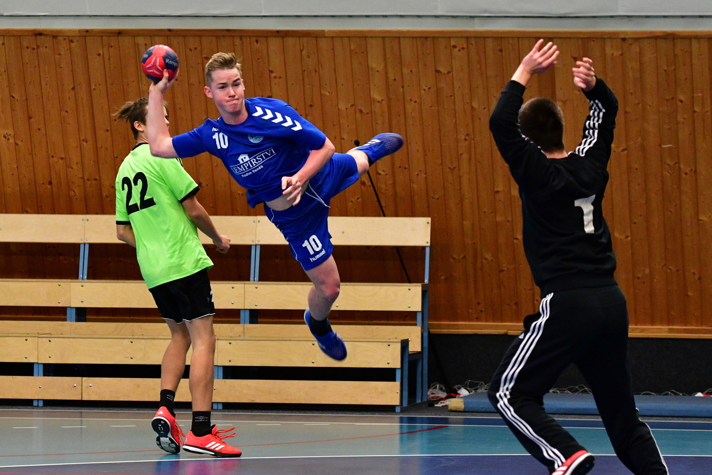 Starší dorost zvládl dohrávku a přezimuje na 3.místě II.ligy - fotka 7