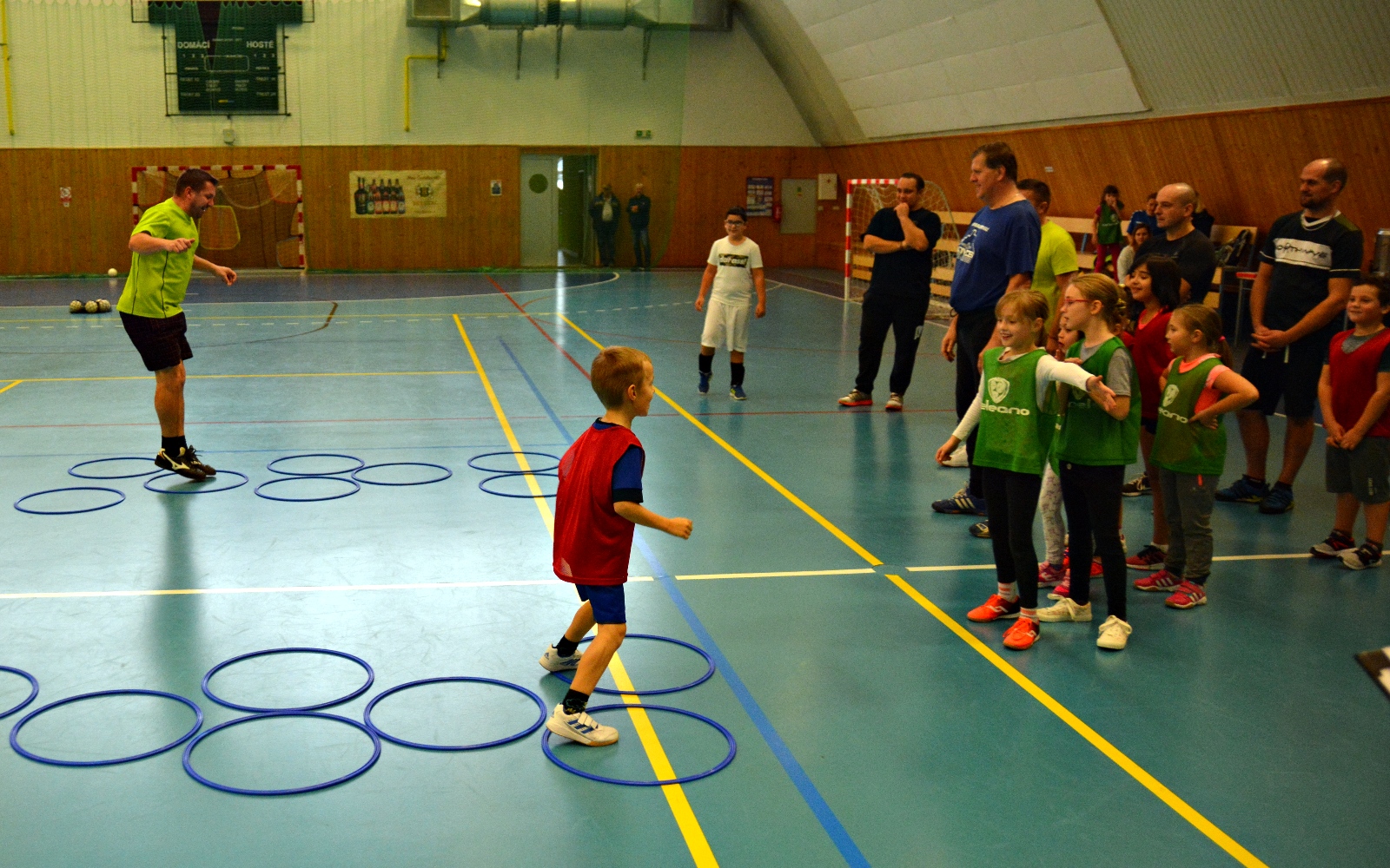 Vánoční besídka přípravky a minižáků - fotka 2