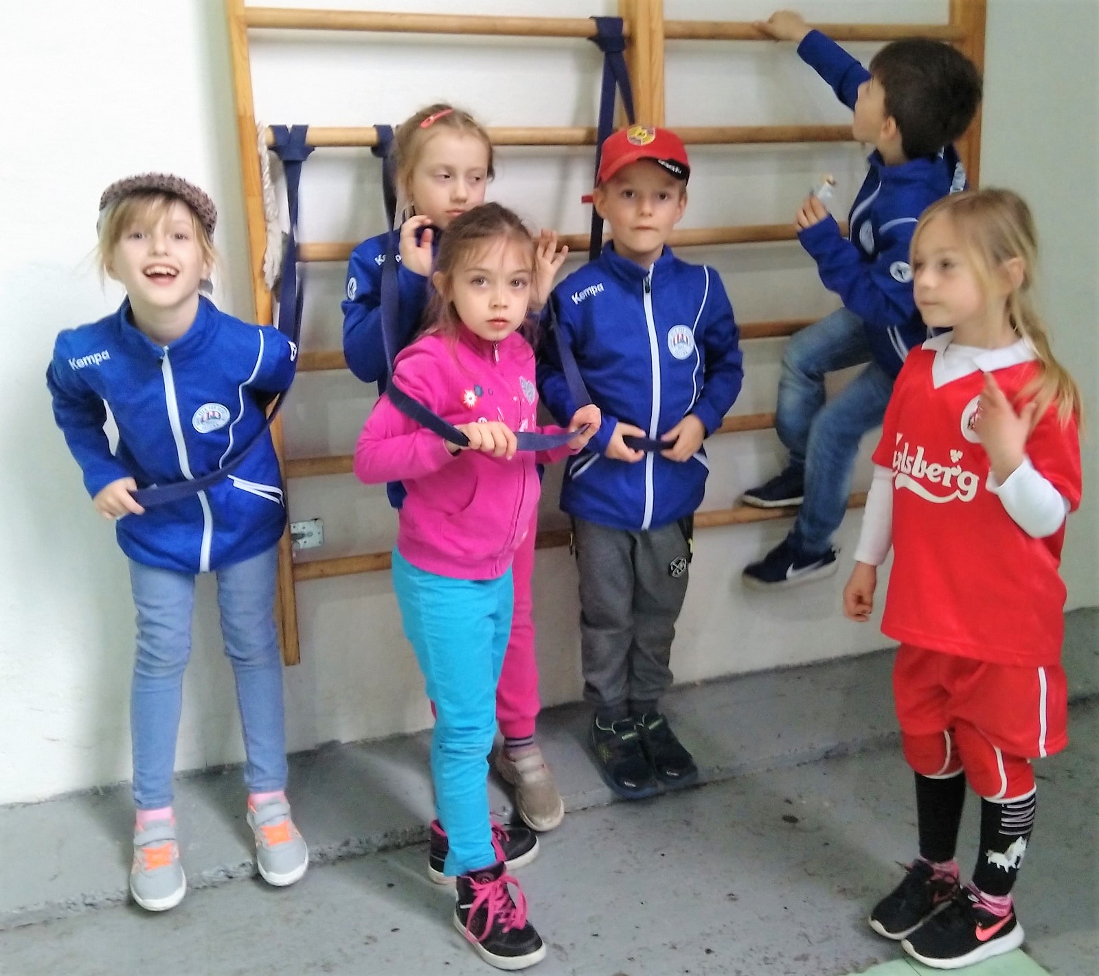 Turnaj přípravek v Náchodě - 6.4.2019 - fotka 3