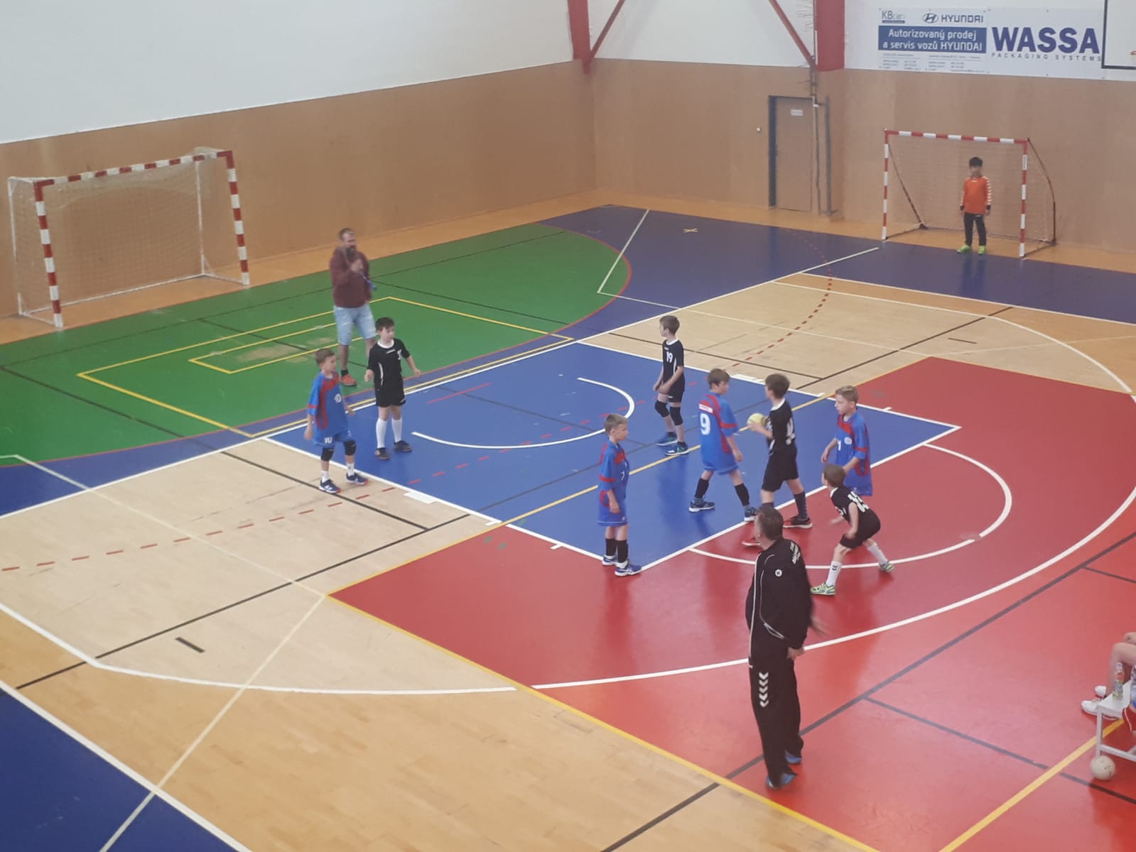 Turnaj 4+1 Turnov 28.4.2019 - fotka 3