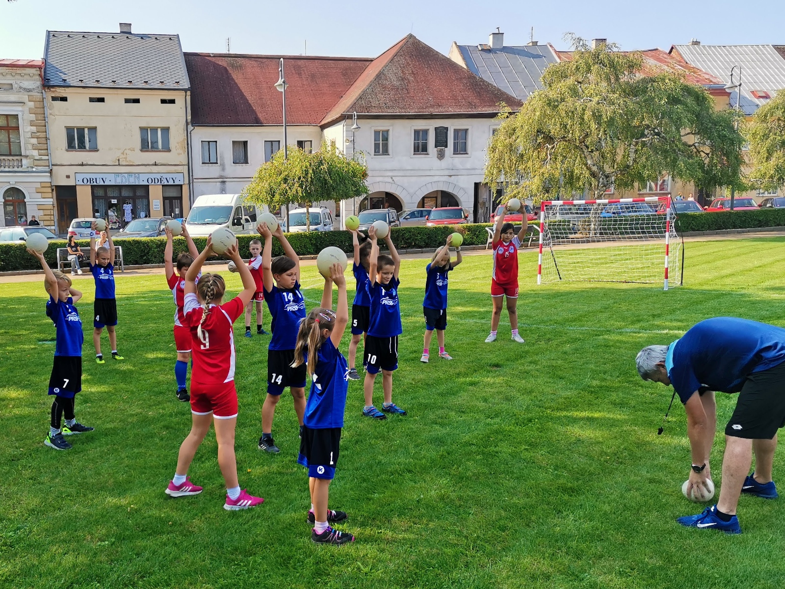 Přípravka a minižáci na Setkání rodáků Bělé - fotka 2