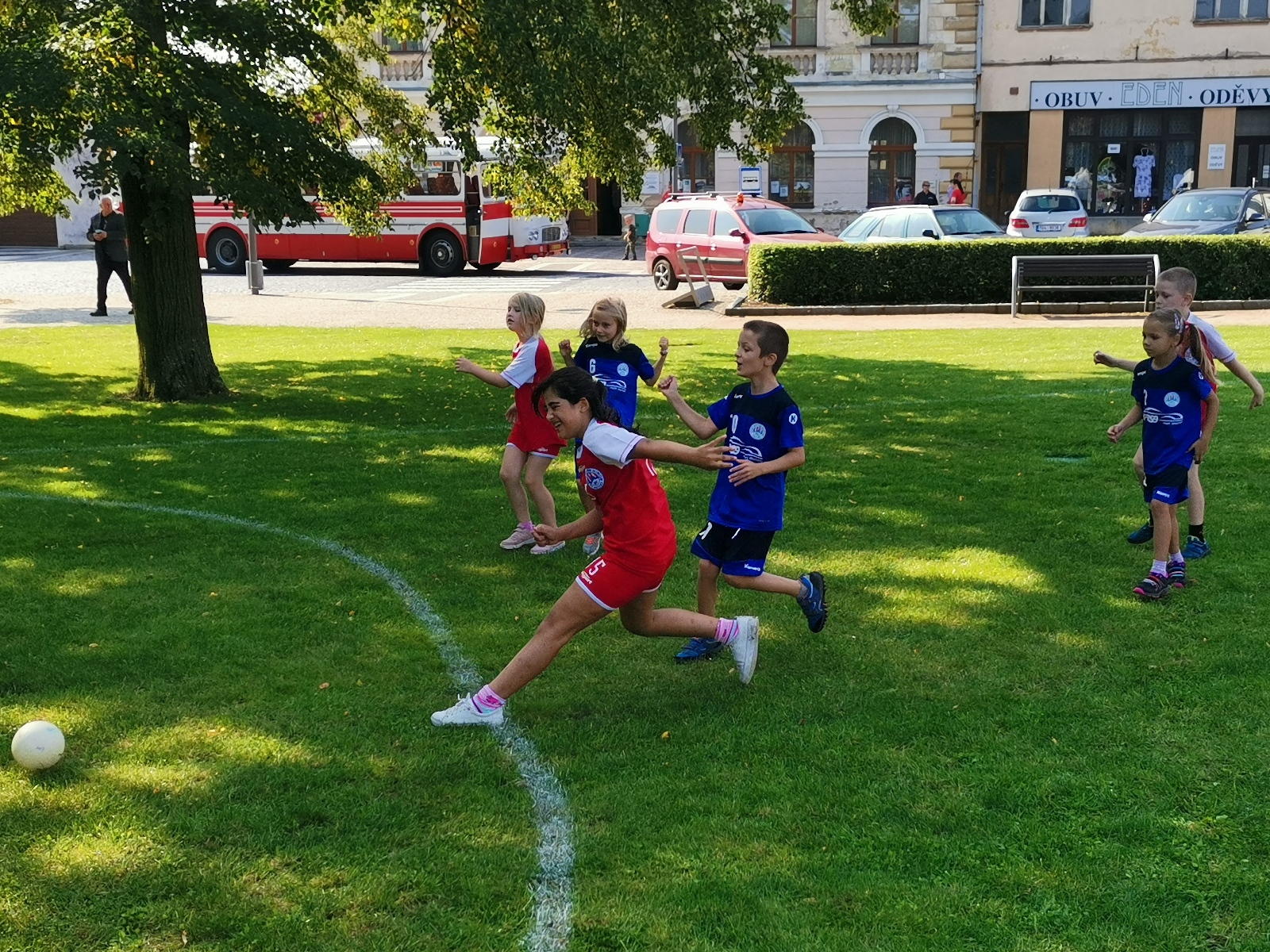 Přípravka a minižáci na Setkání rodáků Bělé - fotka 5