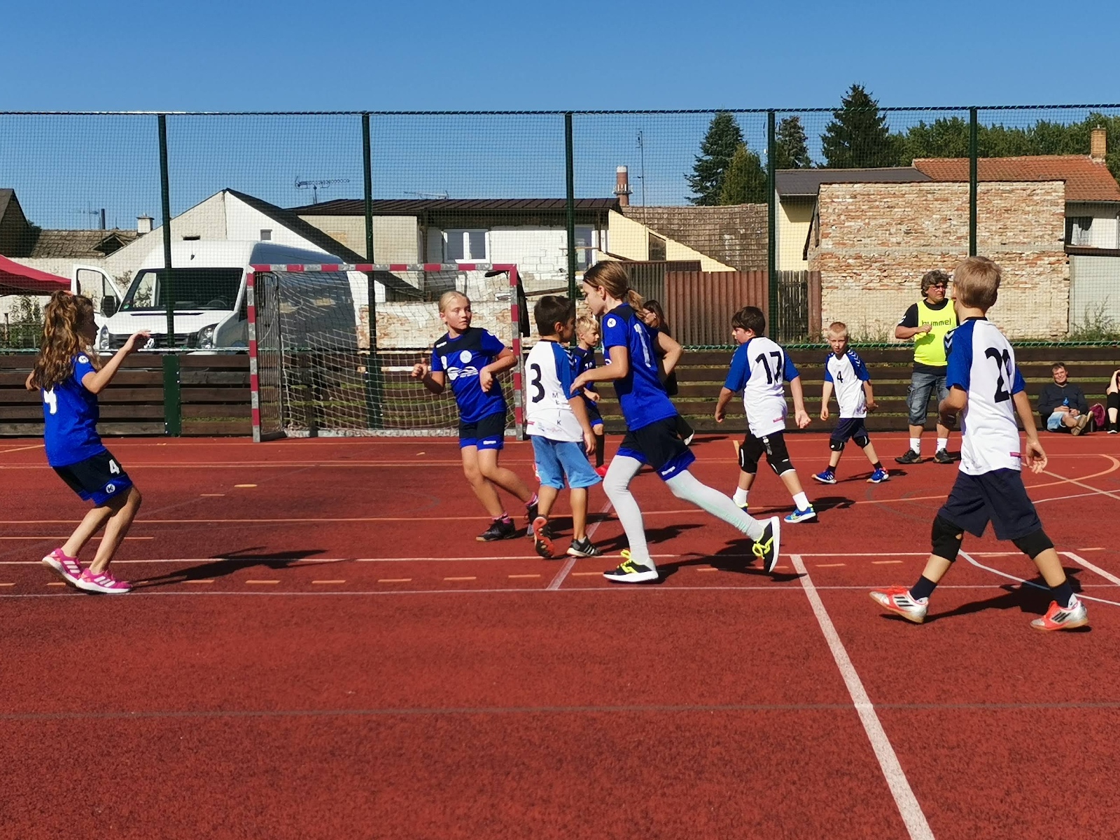 Turnaj minižáků v Kostelci - 20.9.2020 - fotka 11