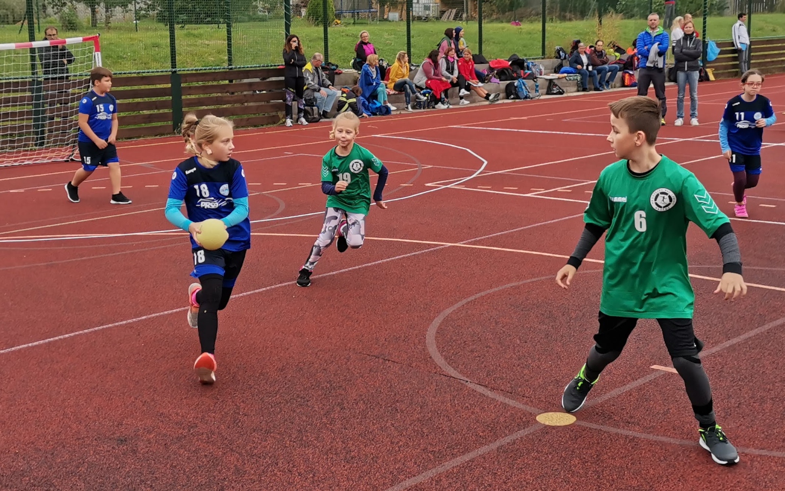 Turnaj minižáků v Kostelci - 19.9.2021 - fotka 11
