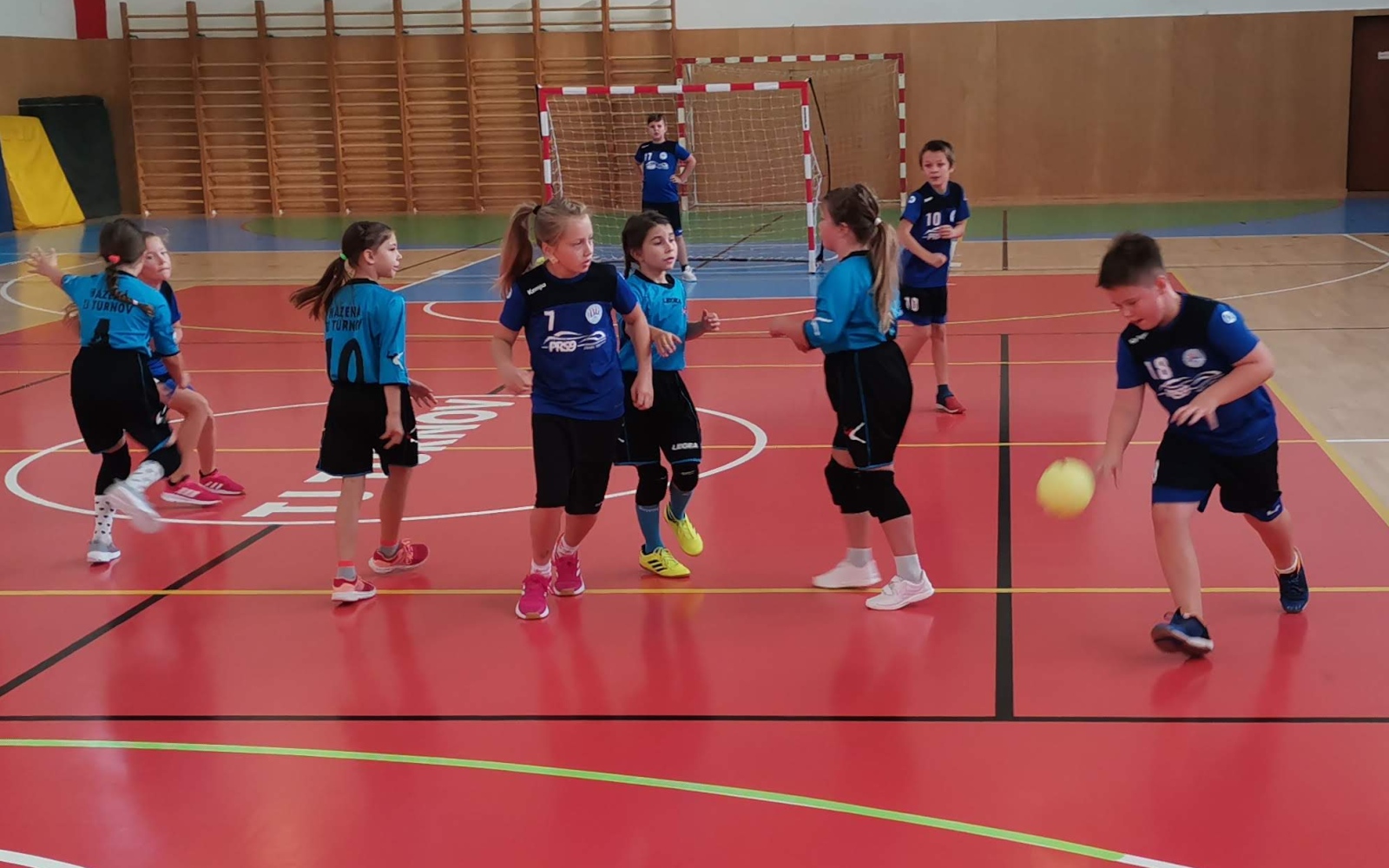 Turnaj minižáků v Turnově - 3.10.2021 - fotka 2