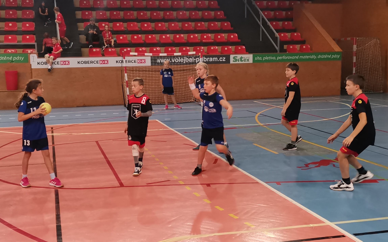 Turnaj minižáků v Příbrami - 17.10.2021 - fotka 3