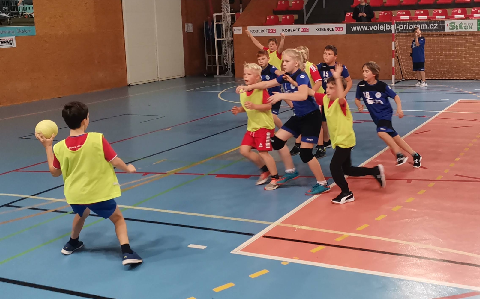 Turnaj minižáků v Příbrami - 17.10.2021 - fotka 9