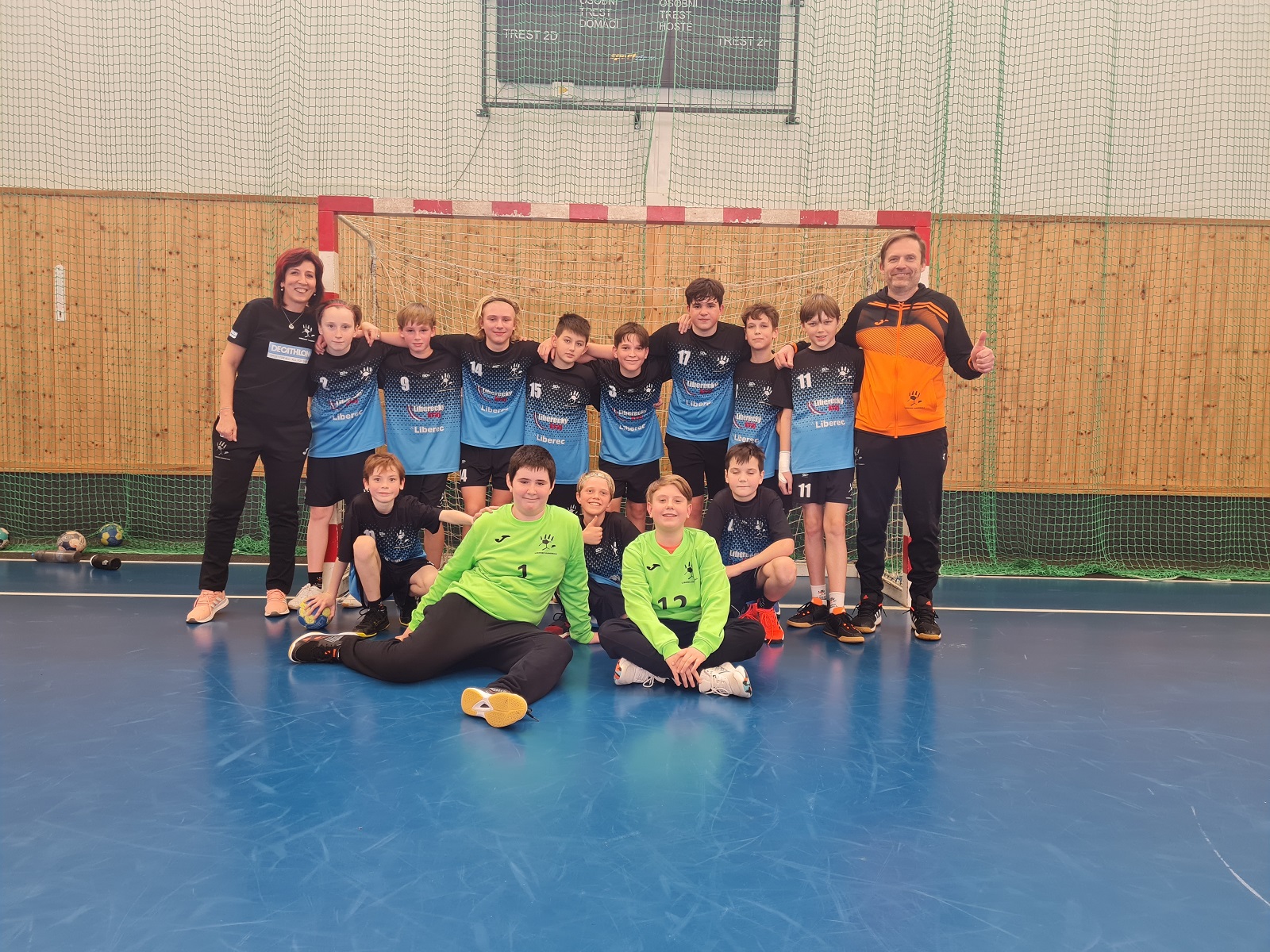 Vítězem 1.ročníku Memoriálu Jiřího Ceháka mladší žáci Liberce - fotka 2