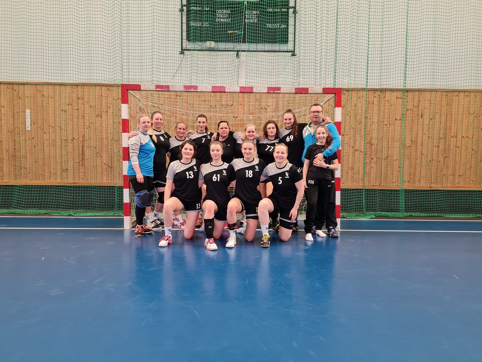 Vítězem turnaje žen Turnov - fotka 7