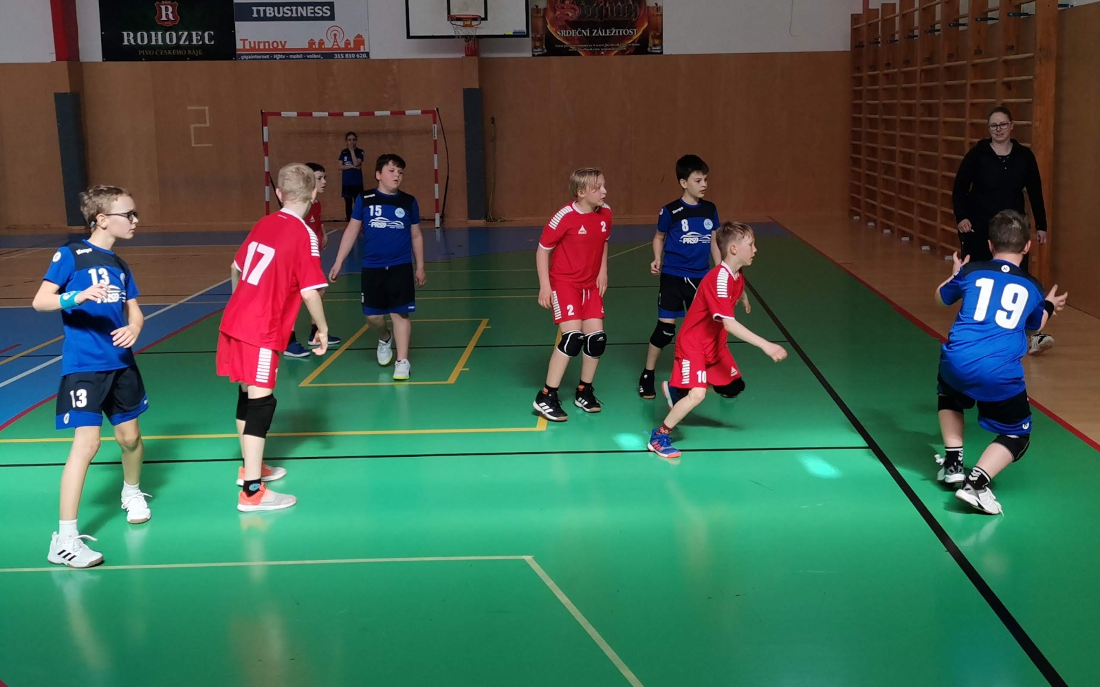 Turnaj minižáků 4+1 v Turnově - 9.4.2022 - fotka 7