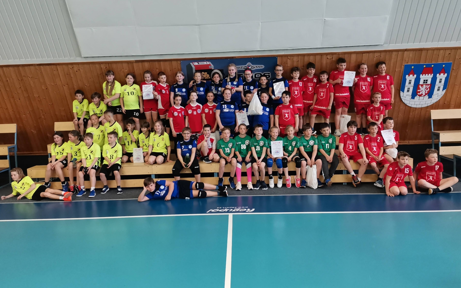 Turnaj minižáků 4+1 v Bělé - 1.5.2022 - fotka 7