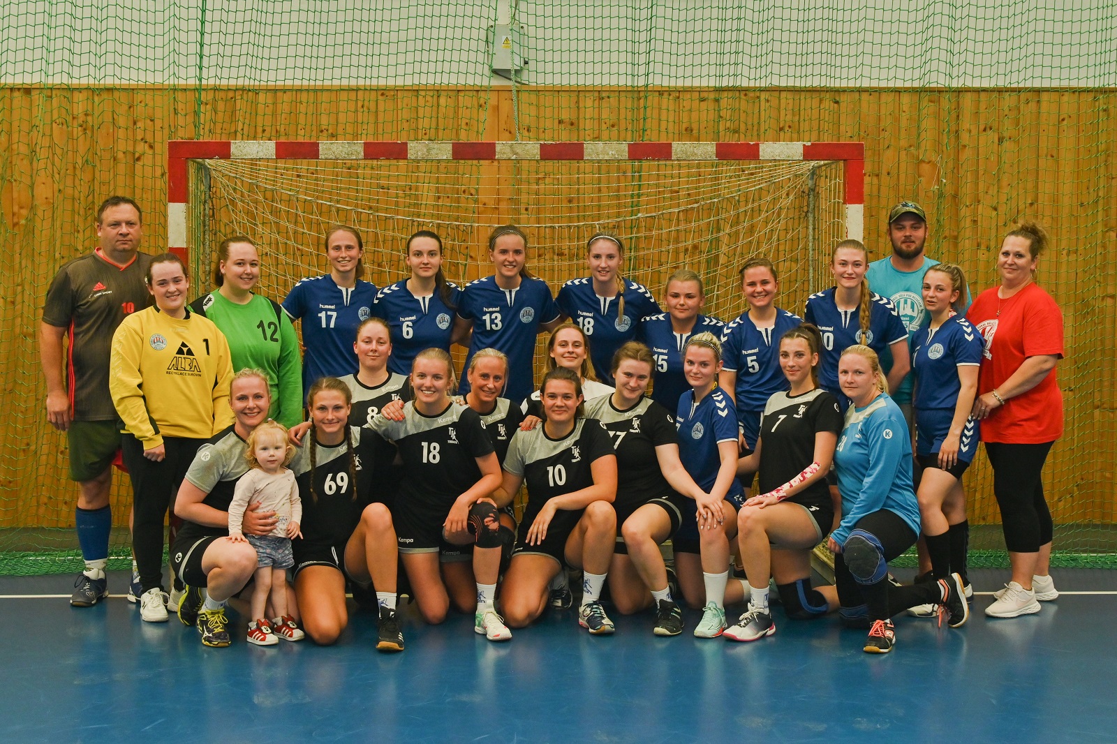 Oslavy 95 let házené v Bělé p.Bezd. - 18.6. 2022 - fotka 3