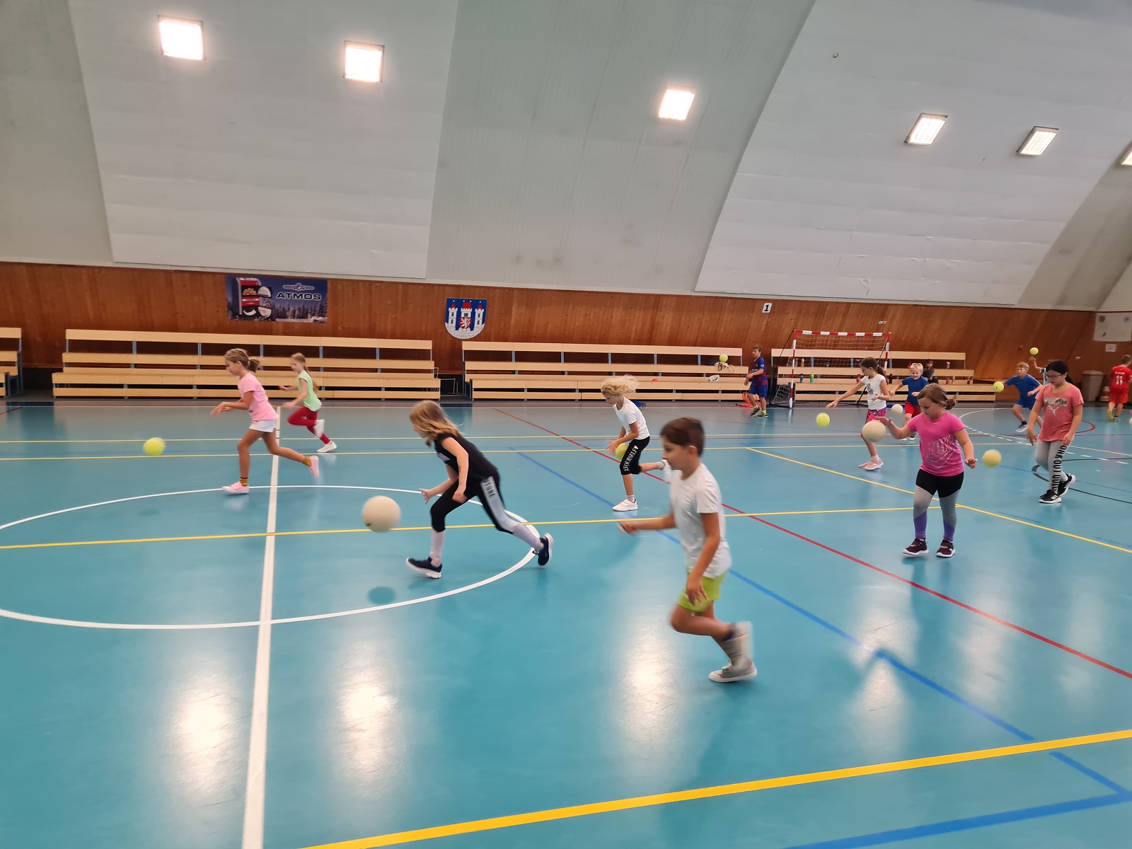 Zahájili jsme školní klub házené 22/23 - fotka 5