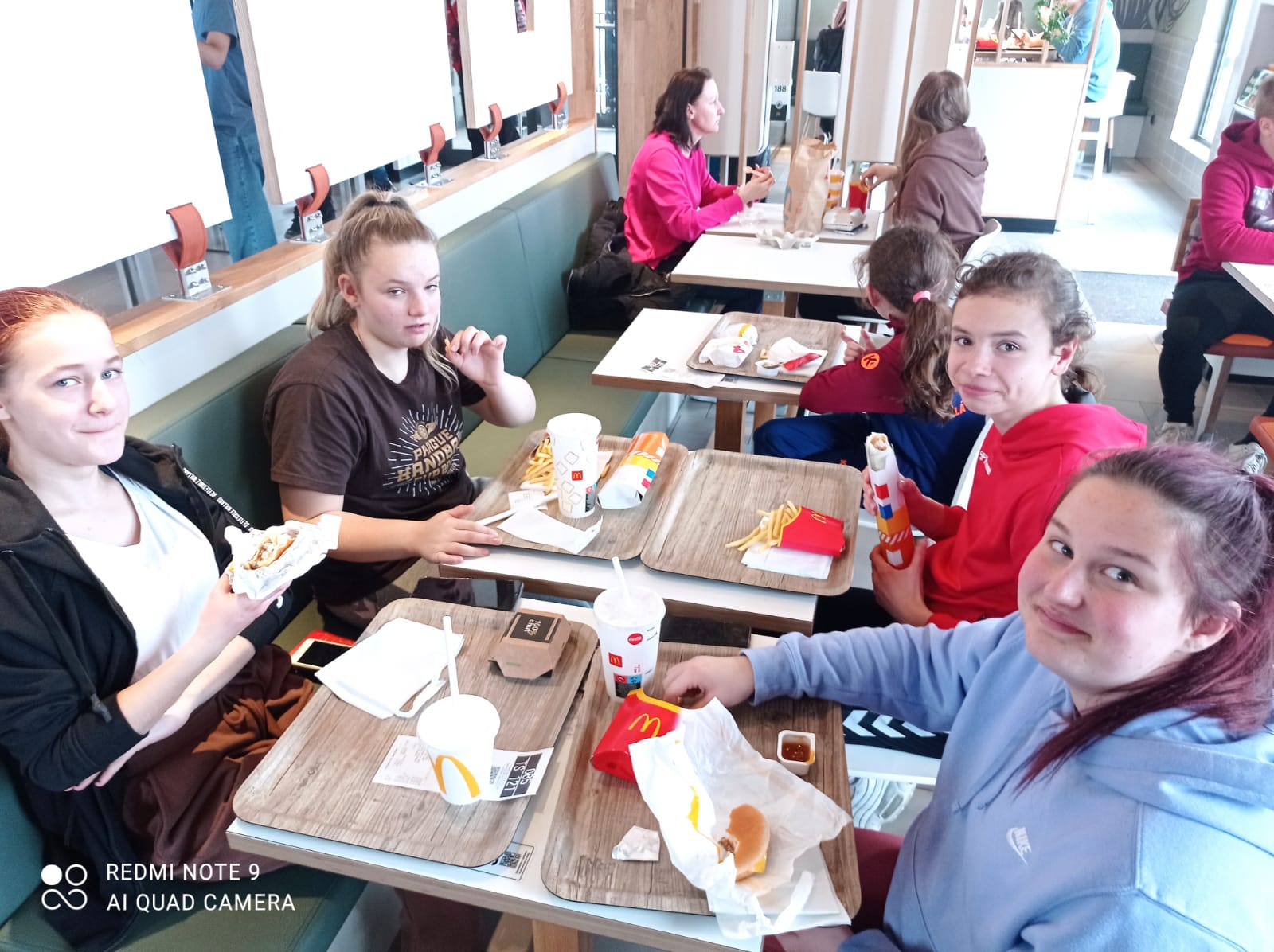 8. kolo SL starších žákyň - 23.4. 2023 Kutná Hora - fotka 3