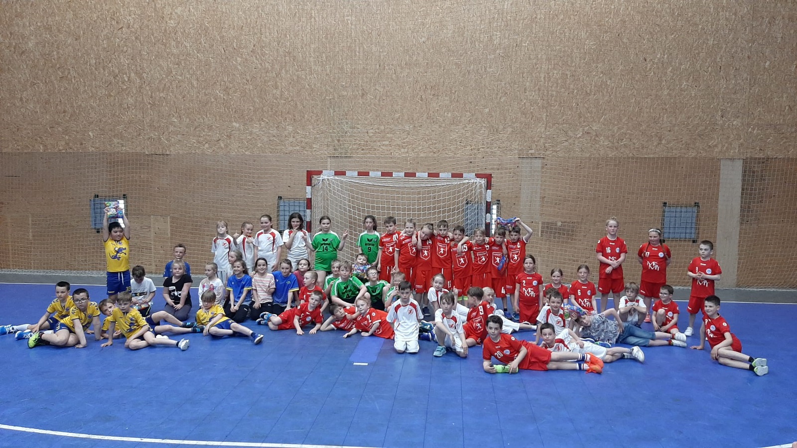 Turnaj přípravky 4+1 - Úvaly 6. 5. 2023 - fotka 6