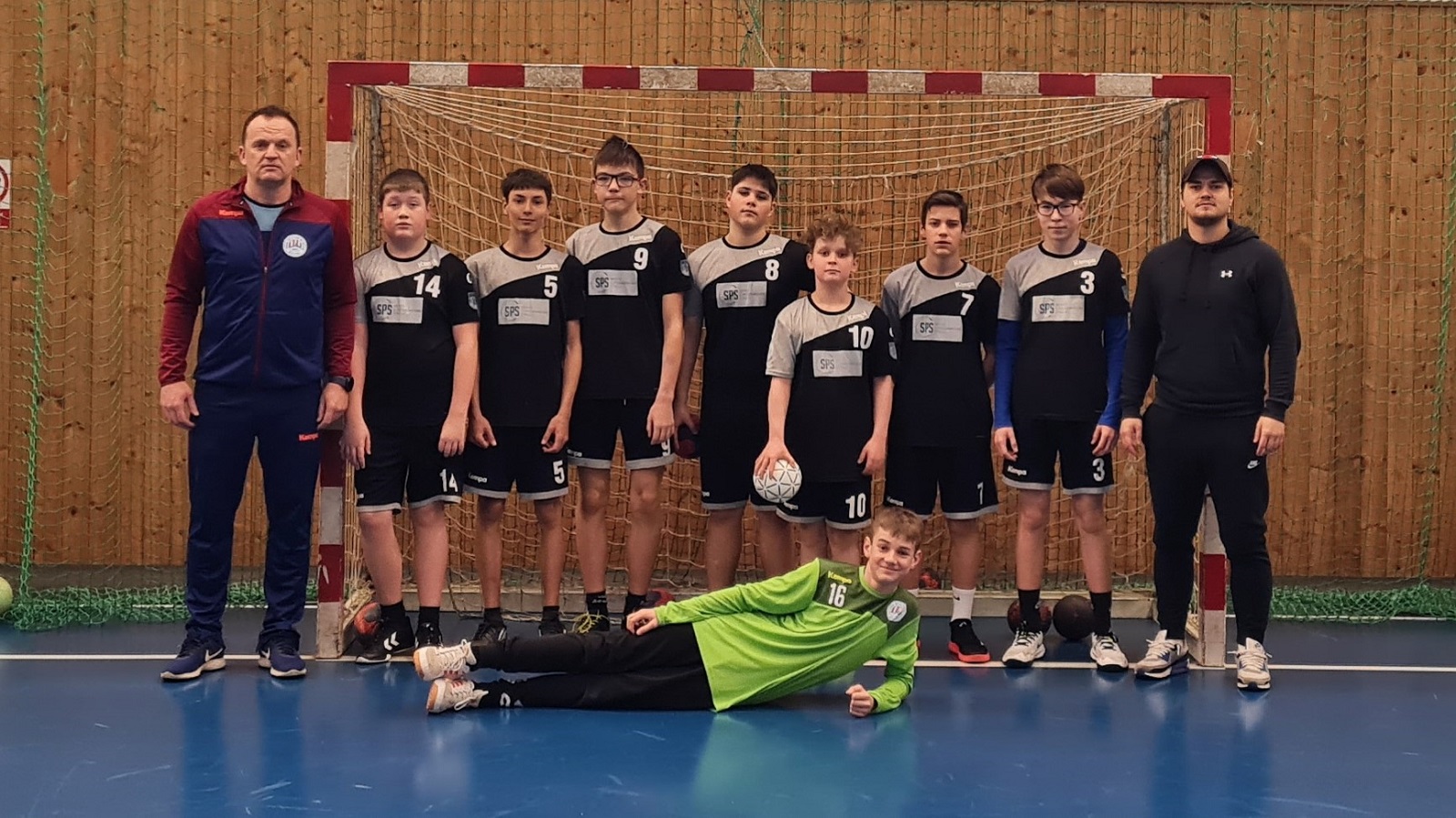 Sezóna 2022/2023 starších žáků - fotka 2