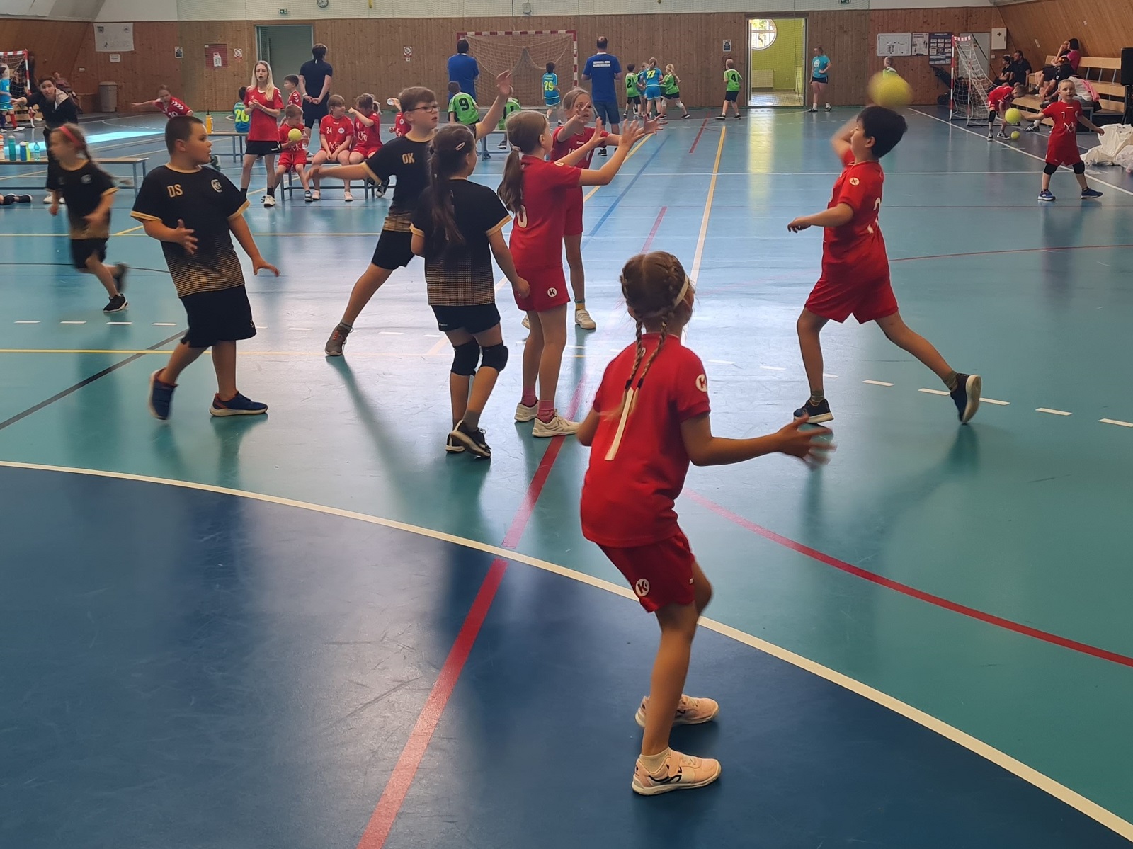 Turnaj přípravky - Bělá pod Bezdězem 3. 6. 2023 - fotka 10