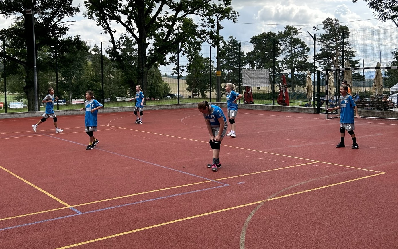 Turnaj mladších žaček v Hudlicích - 3.9.2023 - fotka 6