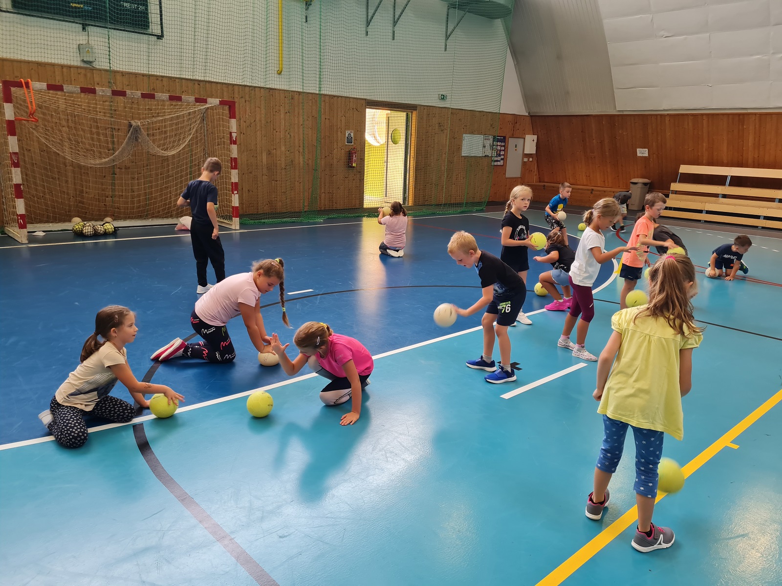  Představení sportovních kroužků - 13. 9. 2023 - fotka 8