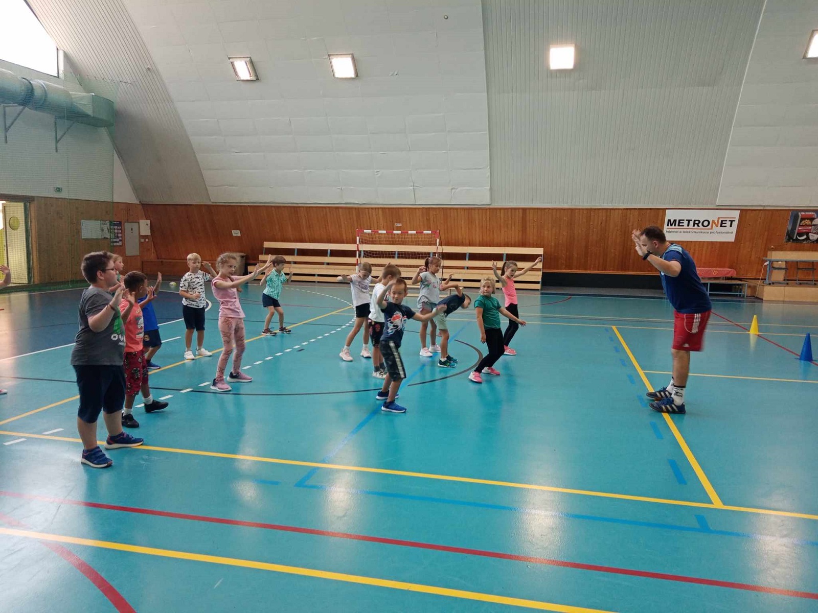  Představení sportovních kroužků - 13. 9. 2023 - fotka 9