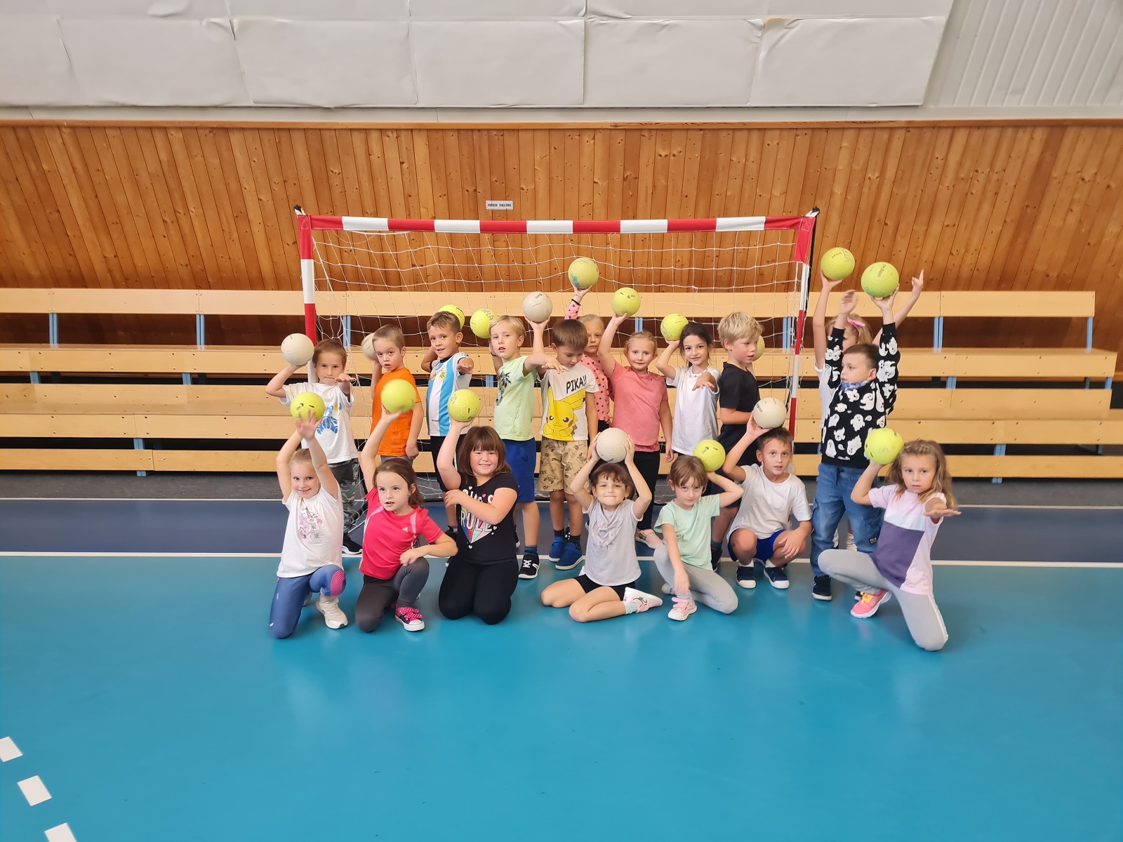 Školní klub házené - 18. 10. 2023 - fotka 10