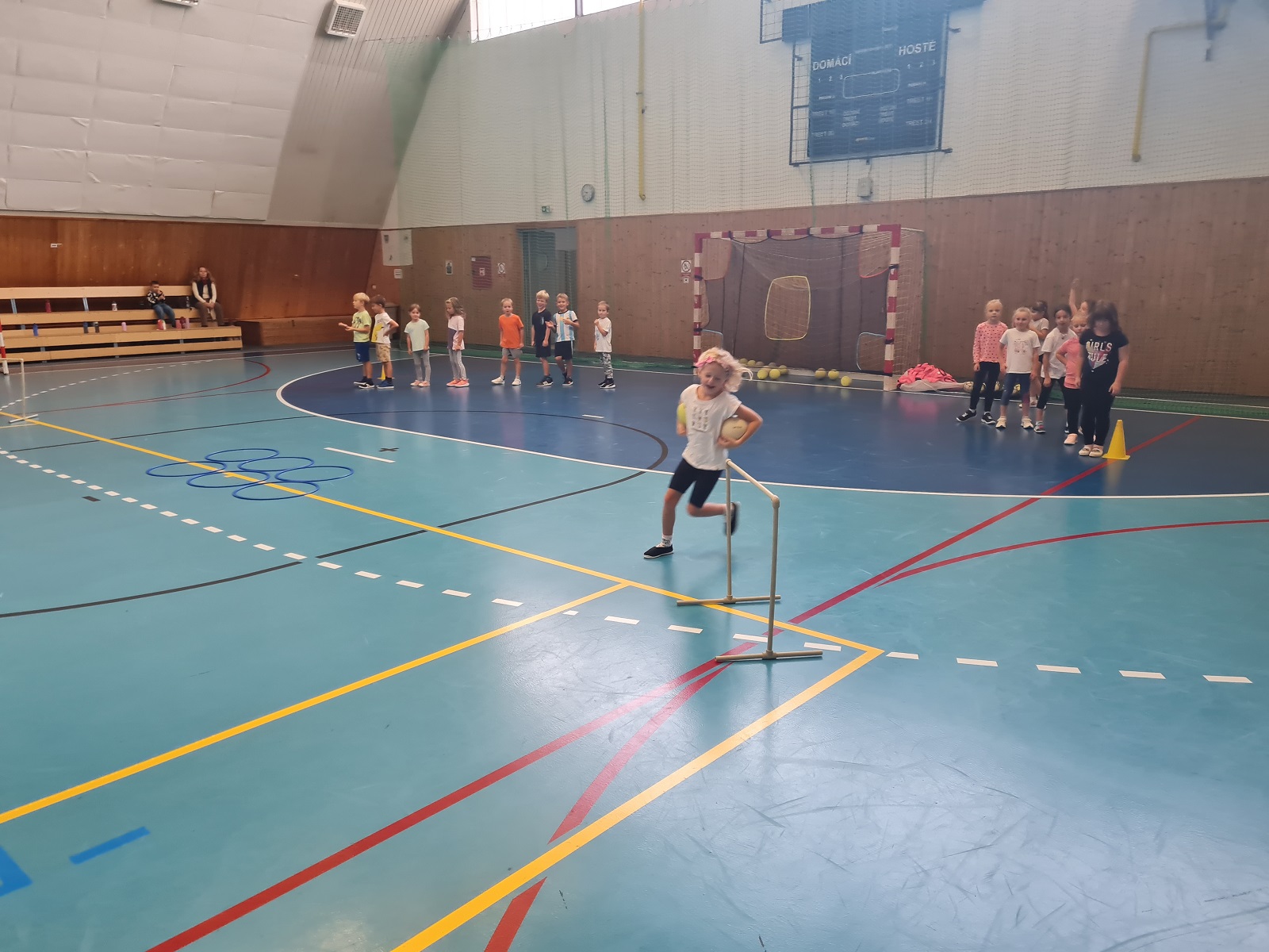Školní klub házené - 18. 10. 2023 - fotka 7