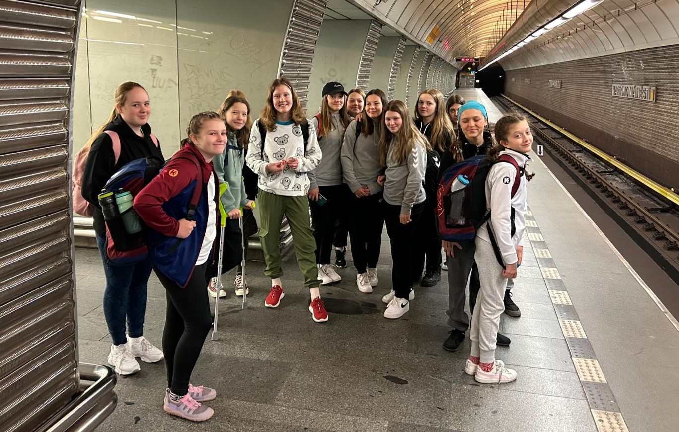 Prague Handball Cup - mladší žákyně - fotka 10