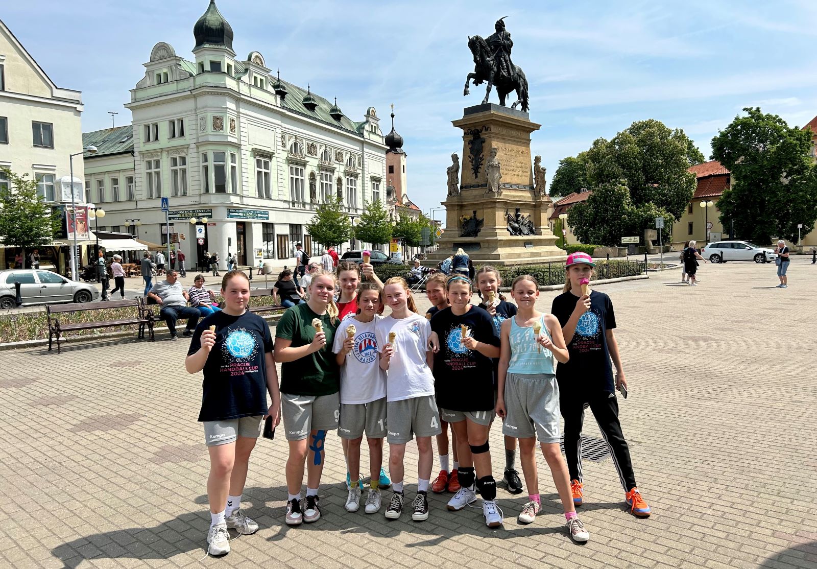 Turnaj mladších žaček v Poděbradech – 11.5.2024 - fotka 3