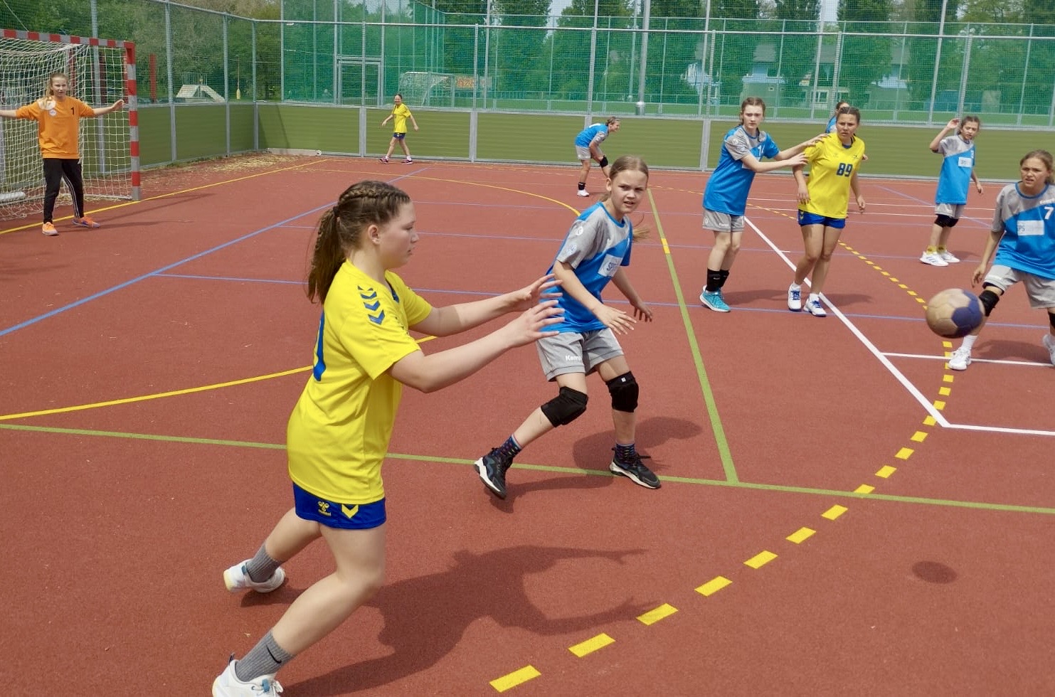 Turnaj mladších žaček v Poděbradech – 11.5.2024 - fotka 7