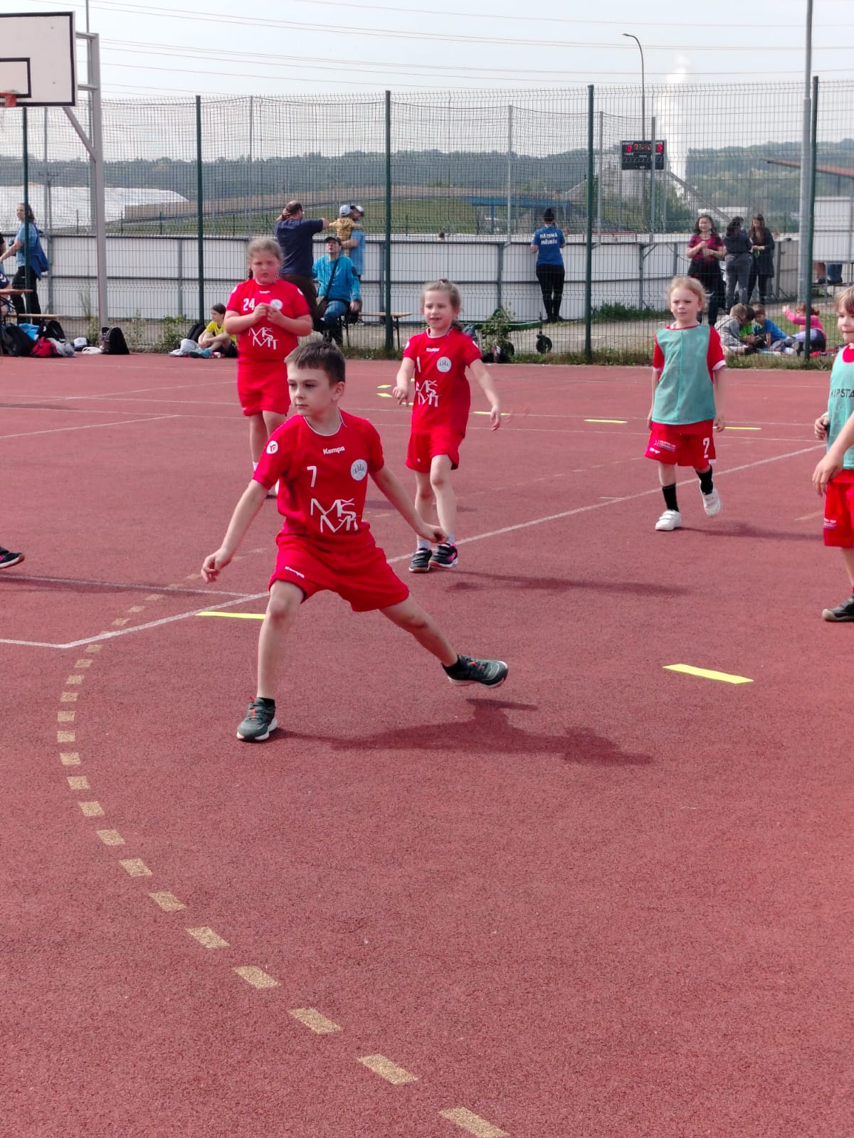 Fotky z turnaje přípravky 11. 5. - fotka 3