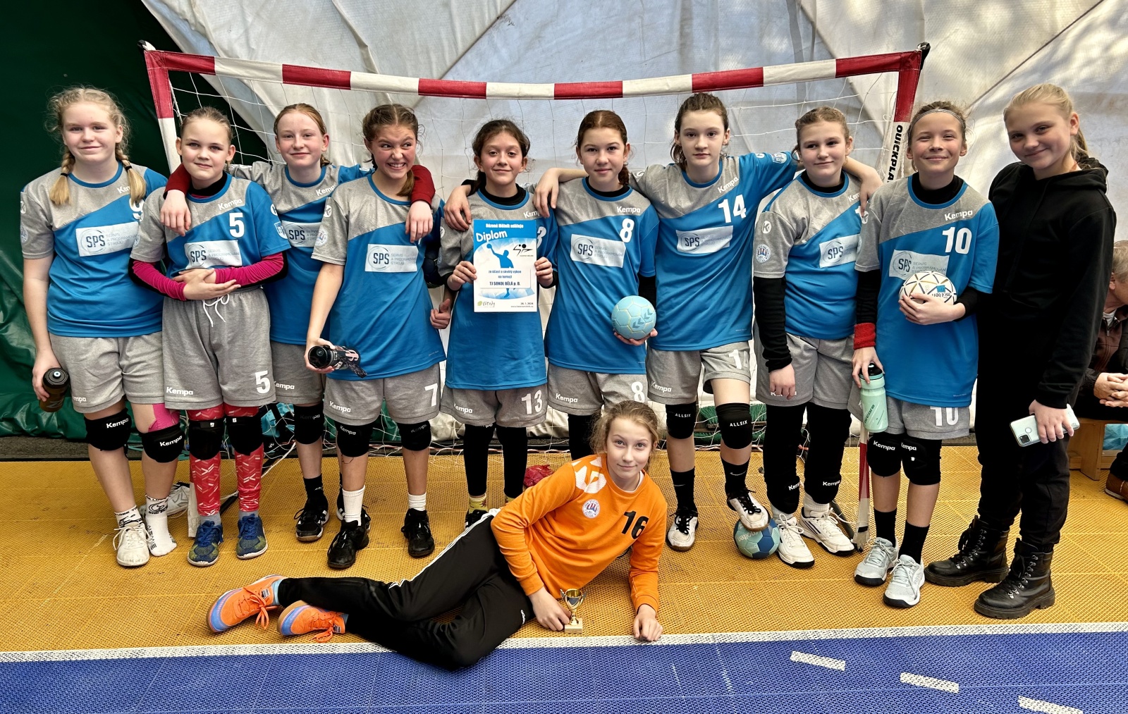 Víkendový program našich družstev 1.- 2. 6. , pozvánka do sportovní haly