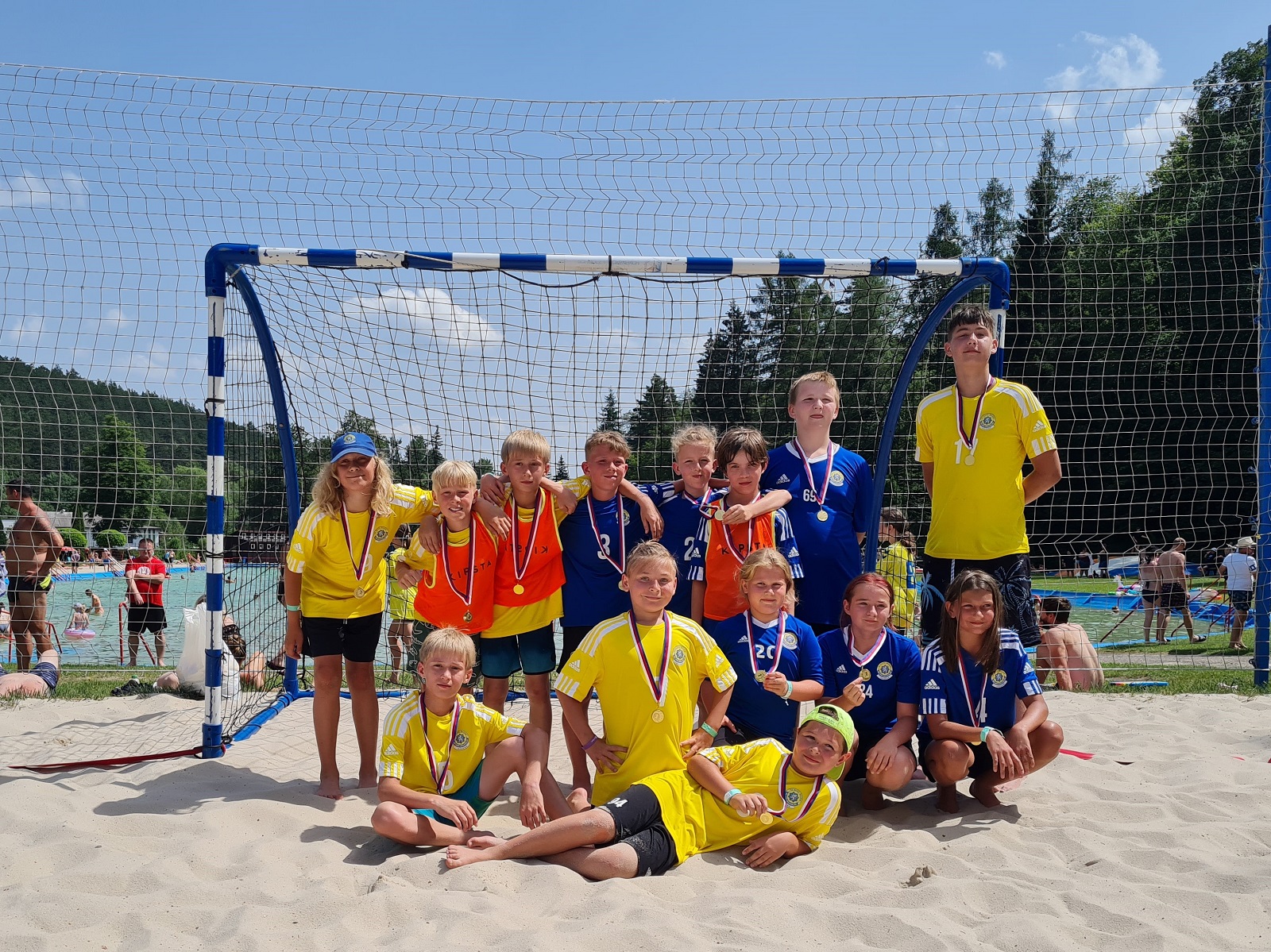 Vítězem 2.ročníku dětské plážovky tým Raptors - fotka 4