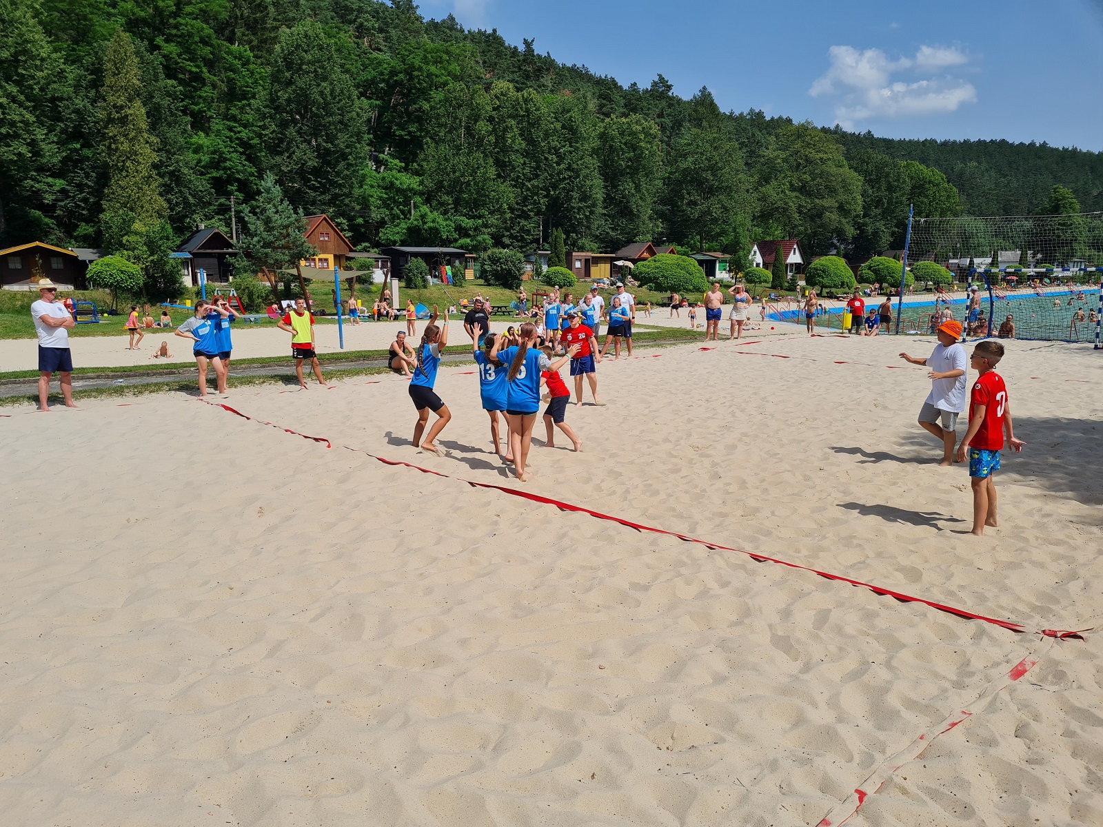 Vítězem 2.ročníku dětské plážovky tým Raptors - fotka 9