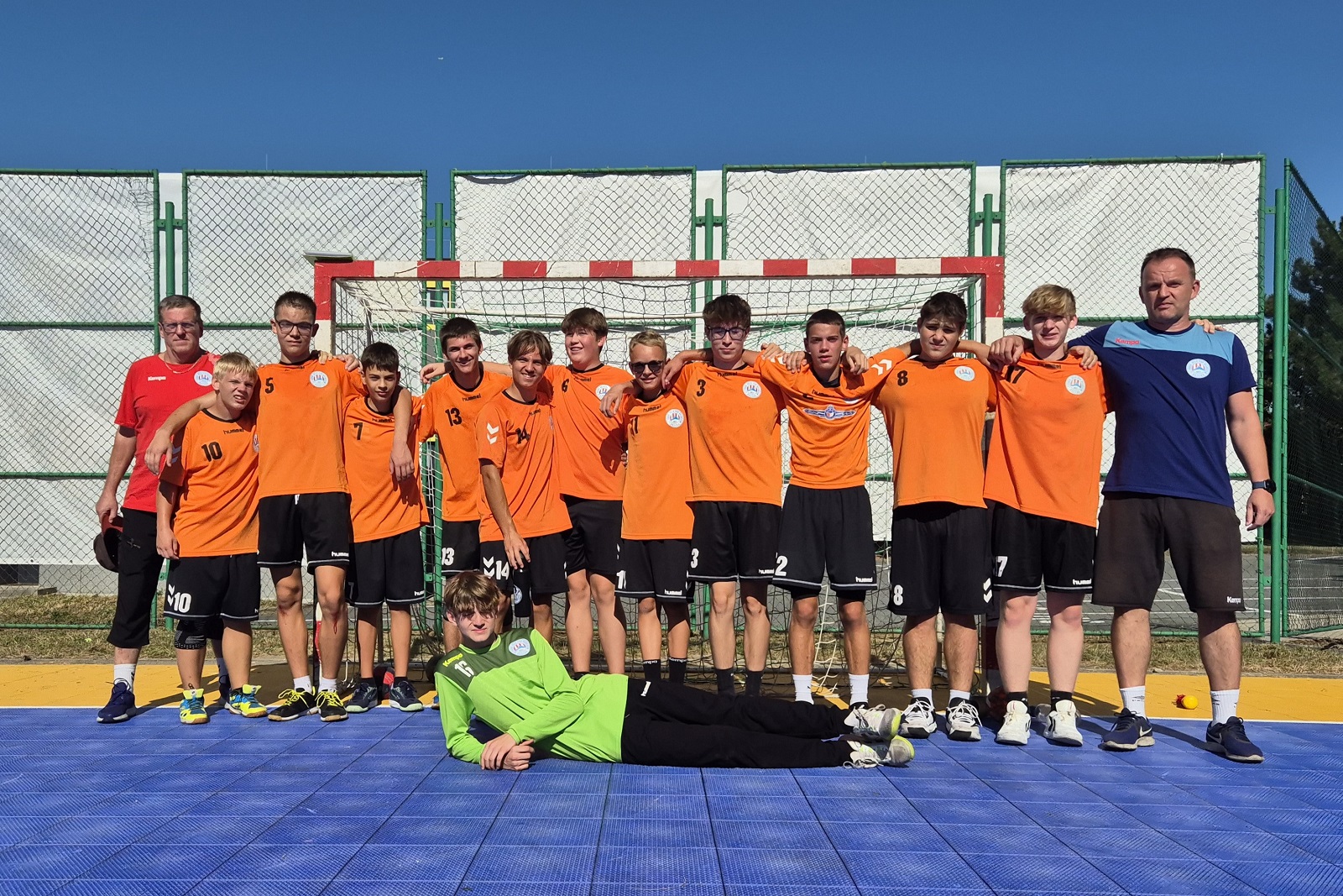 1. kolo SL mladšího dorostu: Mělník x Sokol Bělá 37:34 ( 18:21 )